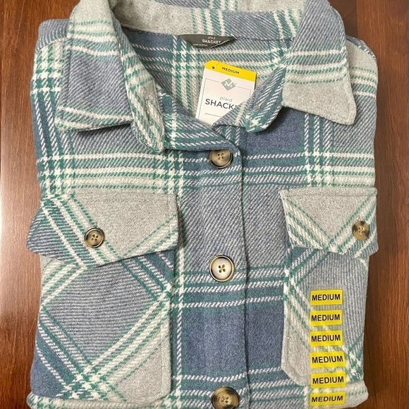 Member’s Mark Plaid Shacket. - Picture 2 of 6